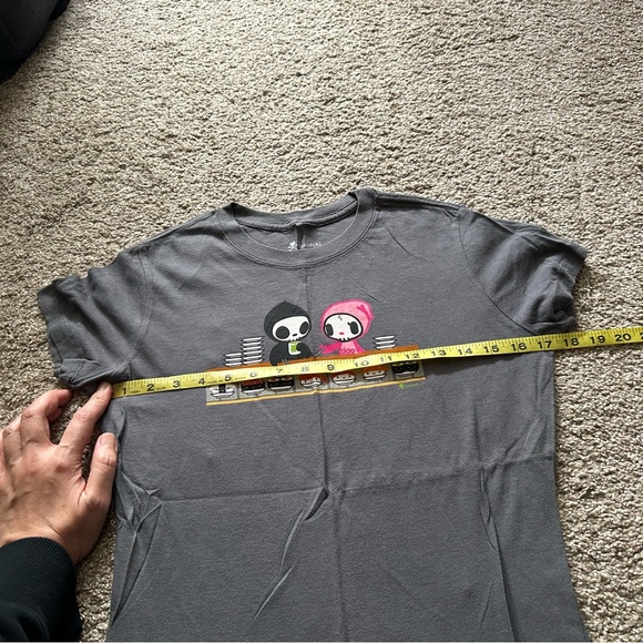 Lot of 3 Tokidoki T-Shirts size L - Picture 6 of 10